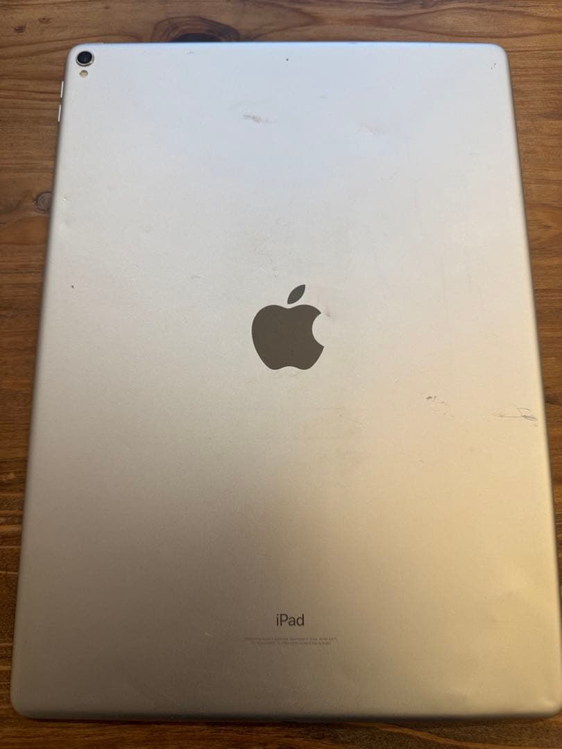 シルバー iPad 12.9インチ　第二世代　64GB