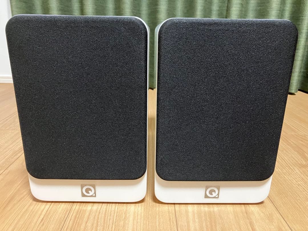 スピーカー・ウーファー Q Acoustics 2020i