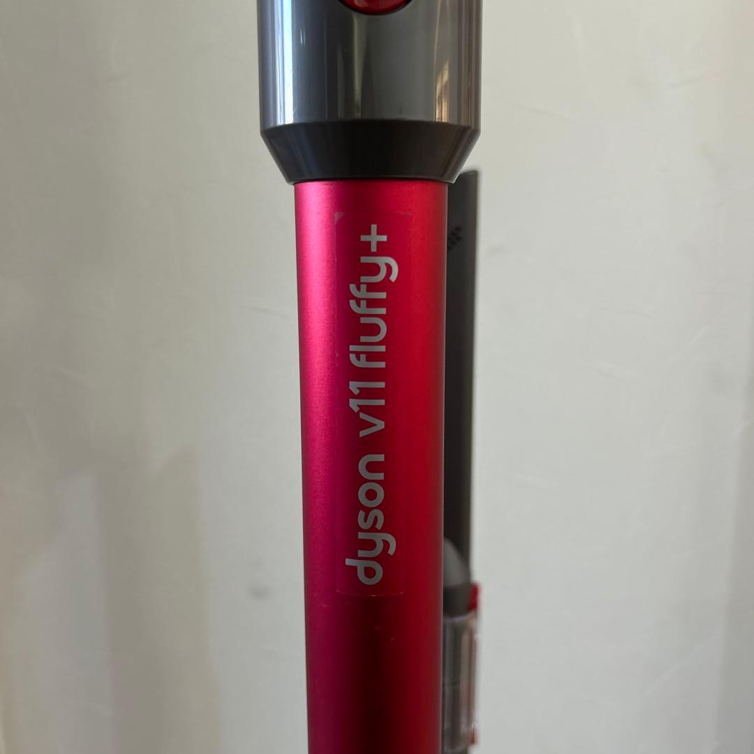dyson v11 fluffy+ スティッククリーナー 本体