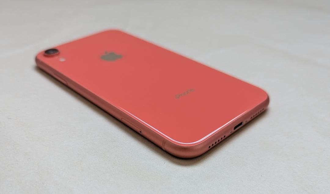 iPhone XR 128GB 85% SIMフリー 顔認証対応 コーラル
