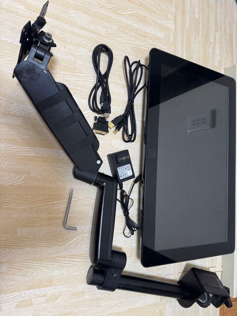 Elo touch タッチパネル、PCモニター