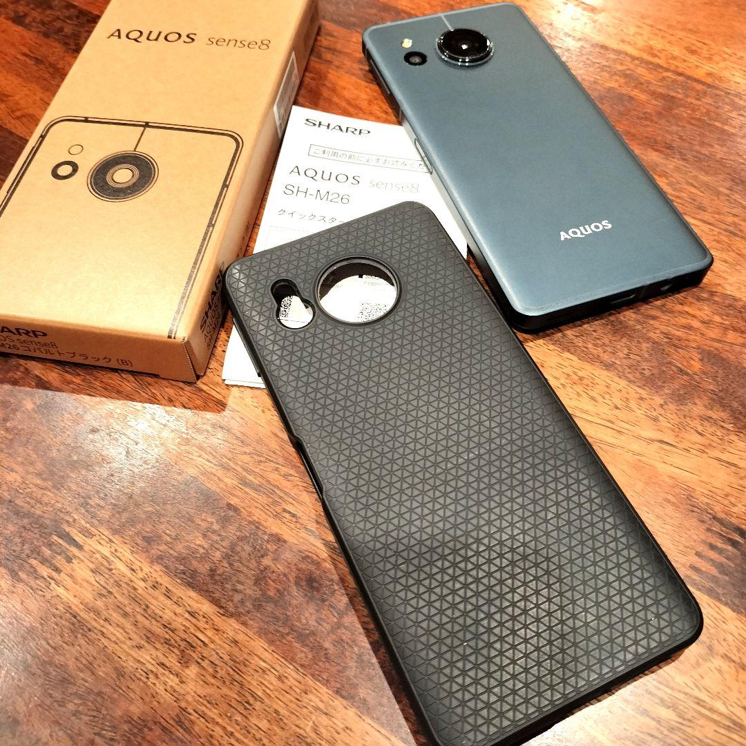 AQUOS Sense8 SH-M26 SIMフリー　Spigenケース 付き