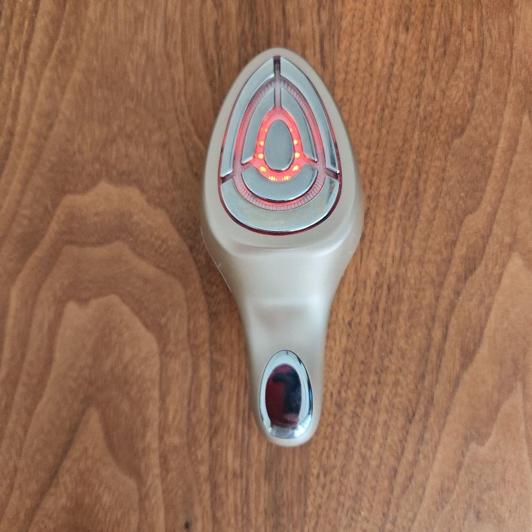 IKKO ME ラボン・エクラ　美顔器 極美品★