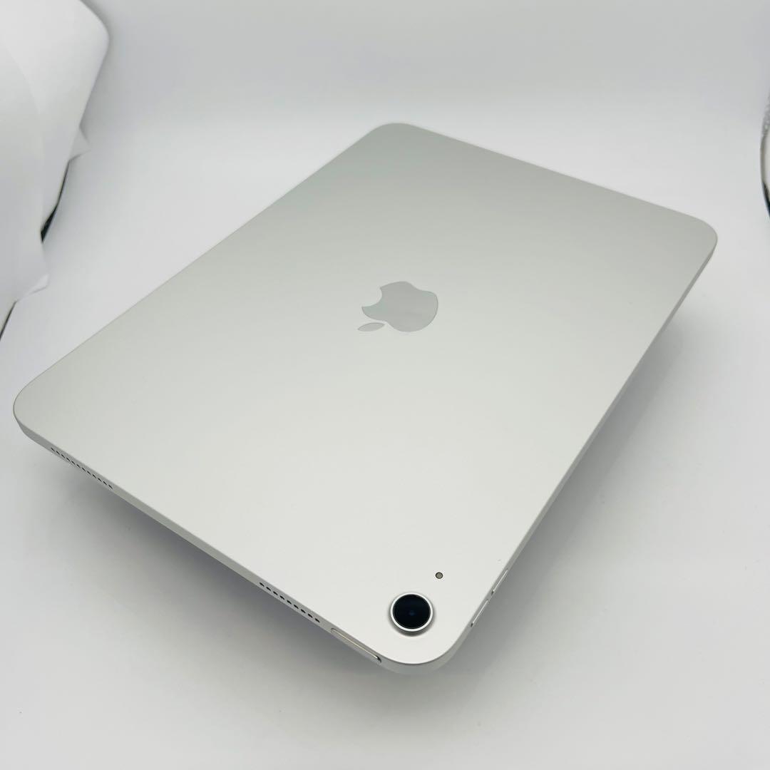 A iPad11 第11世代 A16 128 GB Wi-Fi シルバー　本体