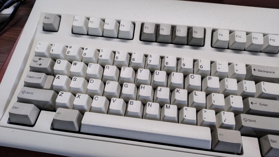 IBM Model M 1390131 角ロゴ動作確認済（1986-Aug-6）