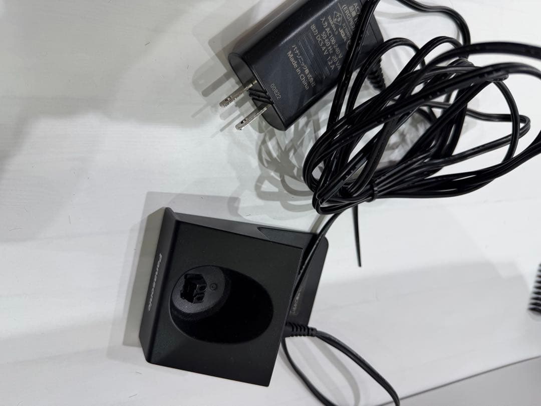 ダイソン スーパーソニック ヘアドライヤー 【プロ】本体と付属品