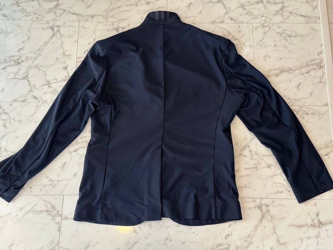 adidas 伊勢丹　セットアップ　アイコンスーツ