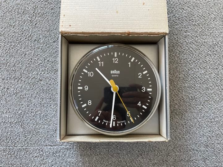 ヴィンテージ　BRAUN 掛時計　4833 バウハウス　ブラウン　b&o　ラムス