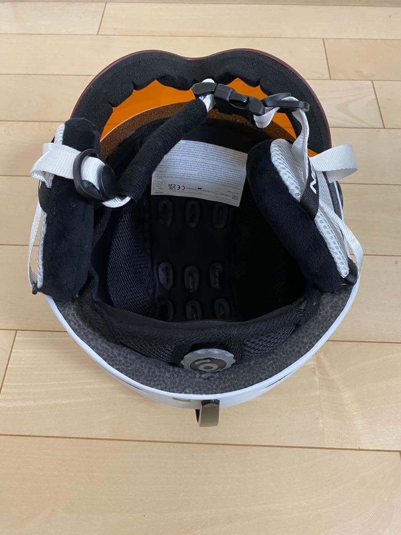 MOON スキー　スノーボード　ヘルメット ホワイトL ゴーグル付き