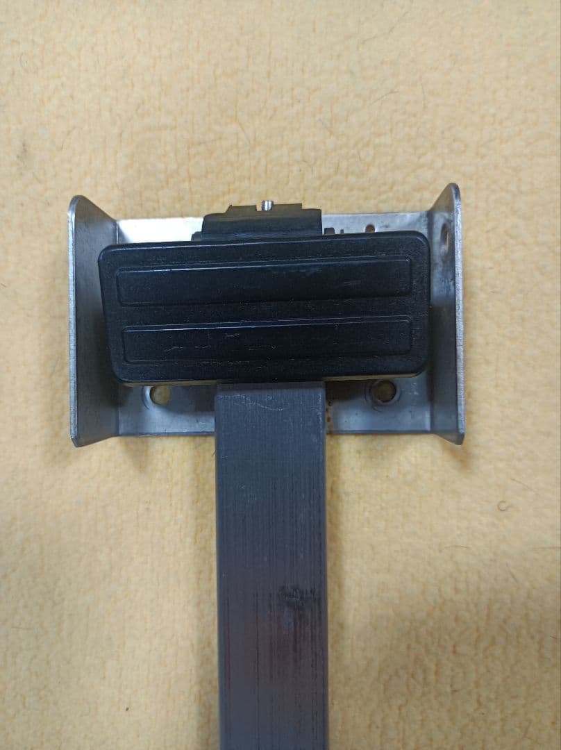 理容機器　新明和椅子用　マクラバー