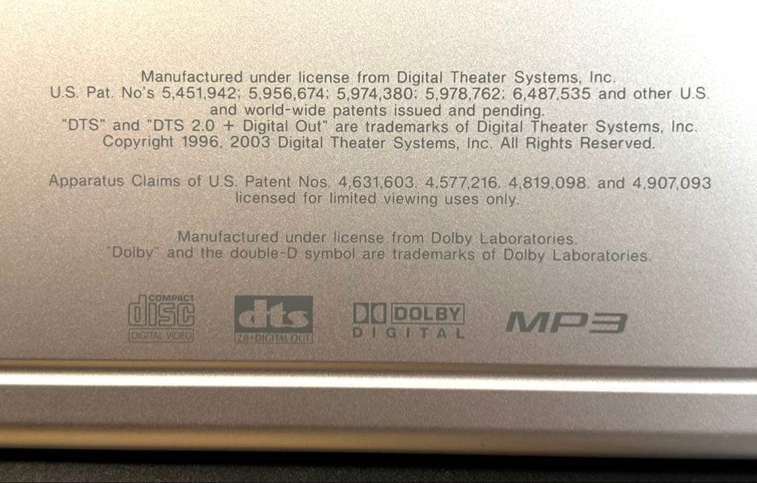 SONY ポータブルDVD/CDウォークマン WALKMAN D-VE7000S