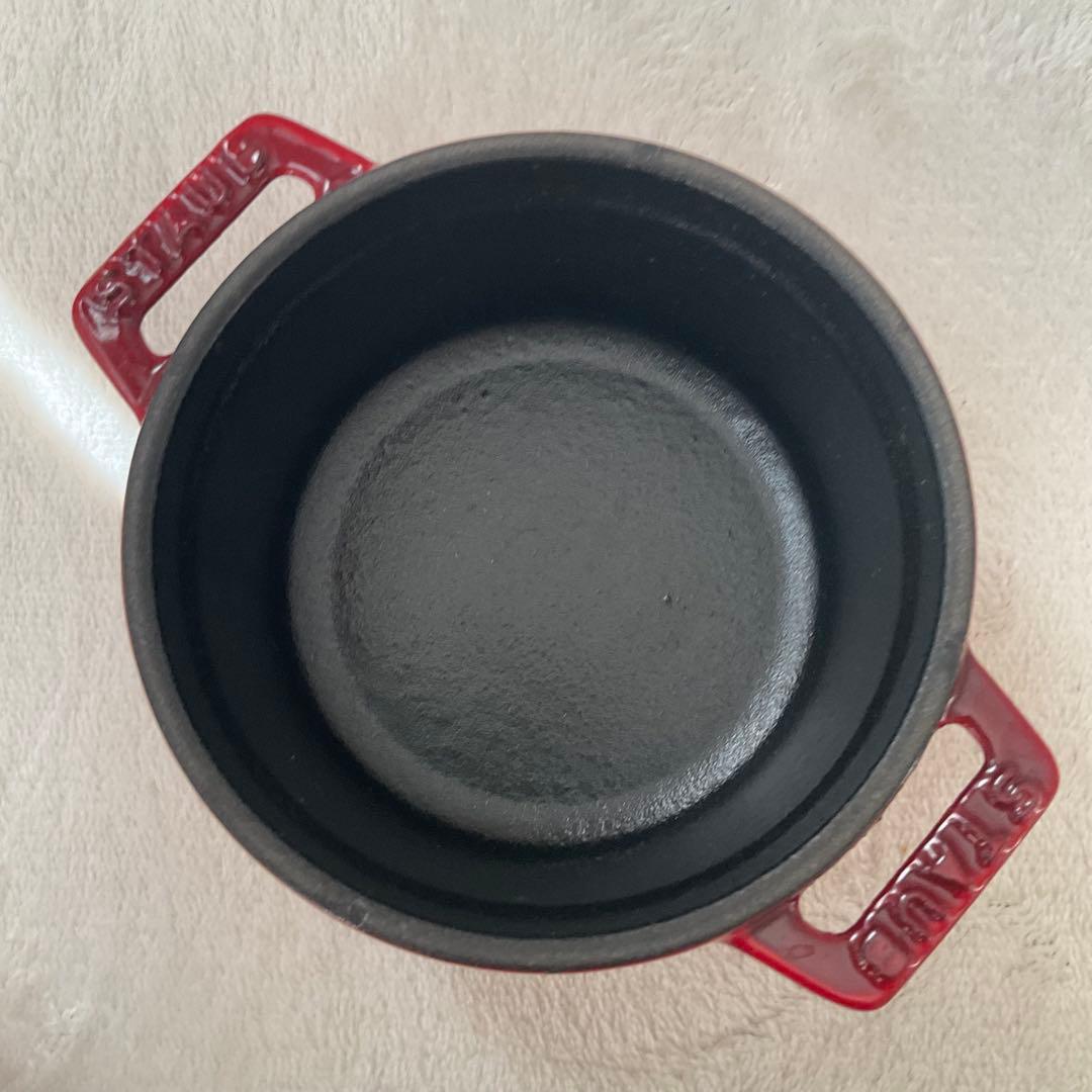 ストウブ ココット10cm 2個 チェリーレッド　 未使用・説明書付