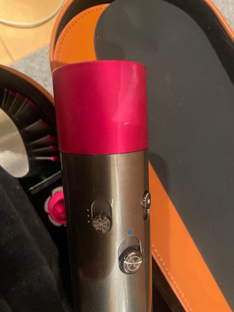 今だけのセール Dyson ヘアドライヤー スタイリングツールセット