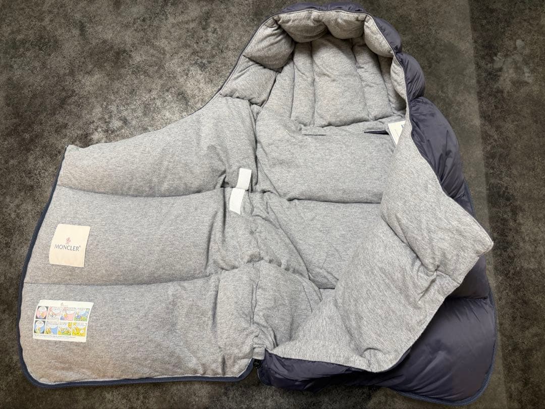 【美品】モンクレールおくるみ