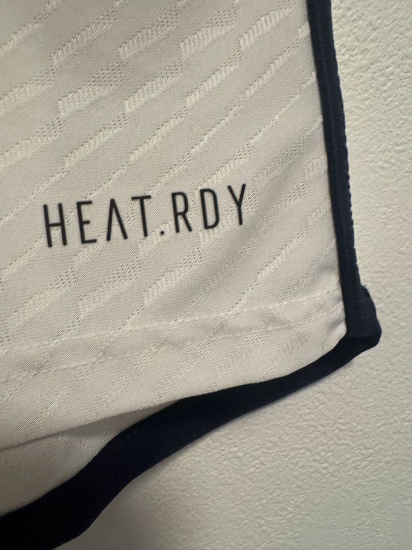 正規品レアルマドリード トニクロース　23/24 オーセンティック ユニフォーム