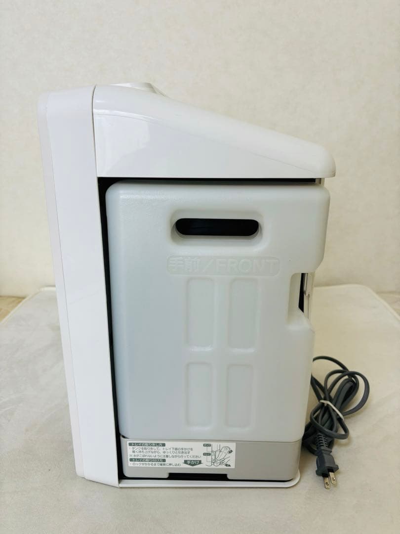 富士通ゼネラル　加湿脱臭機　プラズィオン　DAS-303R-W　2024年製