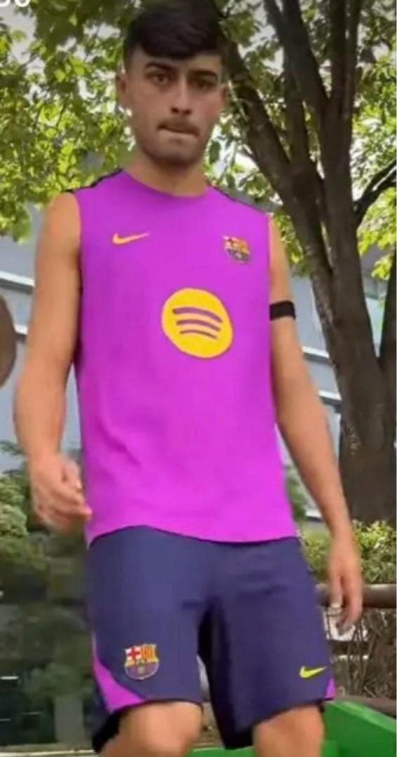 早い物勝ち 完売品 バルセロナ ヤマル ノースリーブ トレーニングウェア上下M