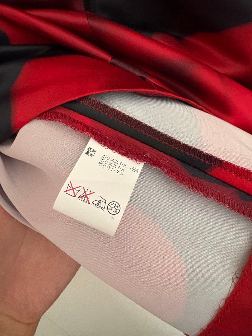 【新品タグ付き】ALICE + OLIVIA ミニドレス 赤 花柄