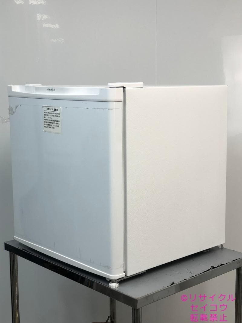 【中古】シンプラス小型冷蔵庫 31L 2022年式2511011802