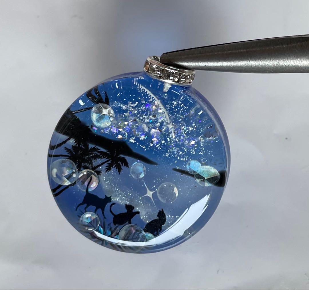 RUKURUKU/レジン/海辺の子猫達　蓄光　オルゴナイトキーホルダー