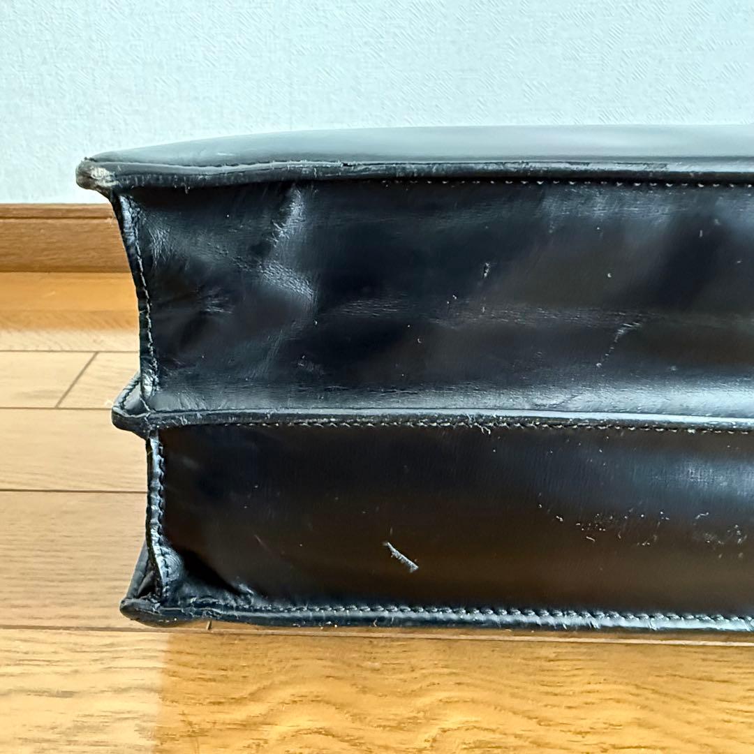 【美品】ロエベ　アナグラム　ディプロマティコ　ビジネスバッグ　ロゴ型押し　レザー