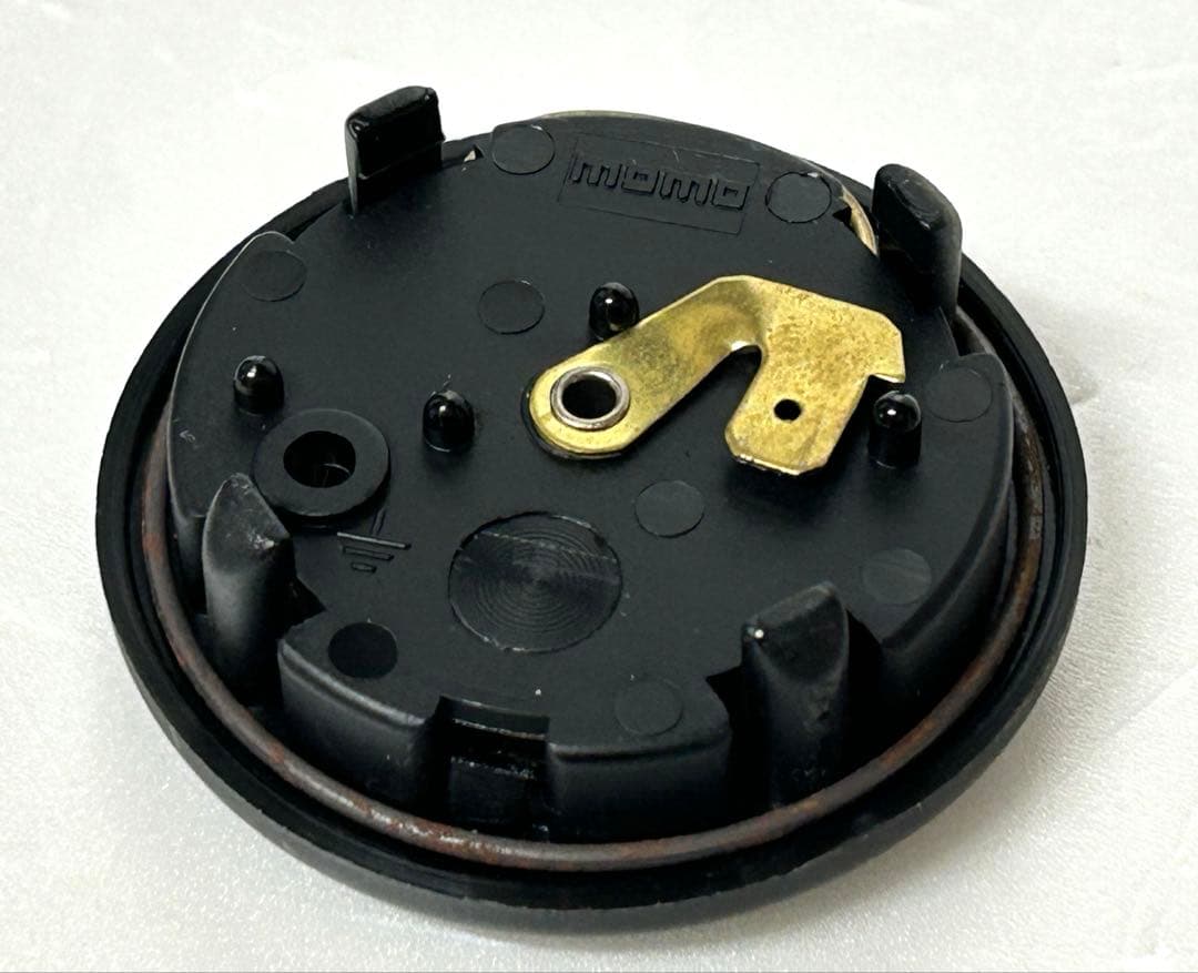 MOMOステアリング　COMPETITION 送料込み