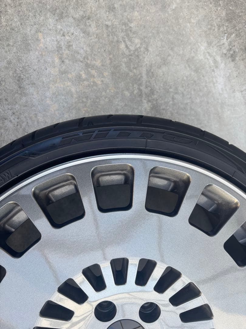 TRD タイヤ4本18x7.5 5H +48PCD100