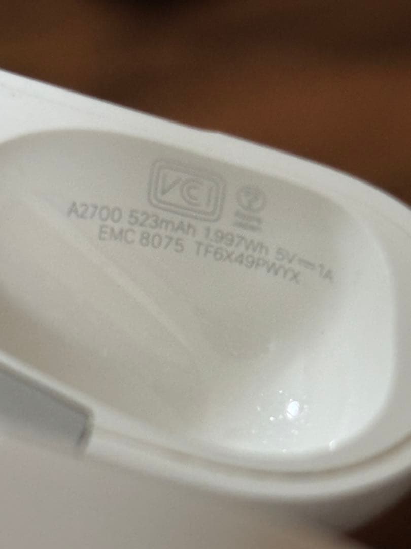 AirPods Pro 2ケース(lightningケーブル)