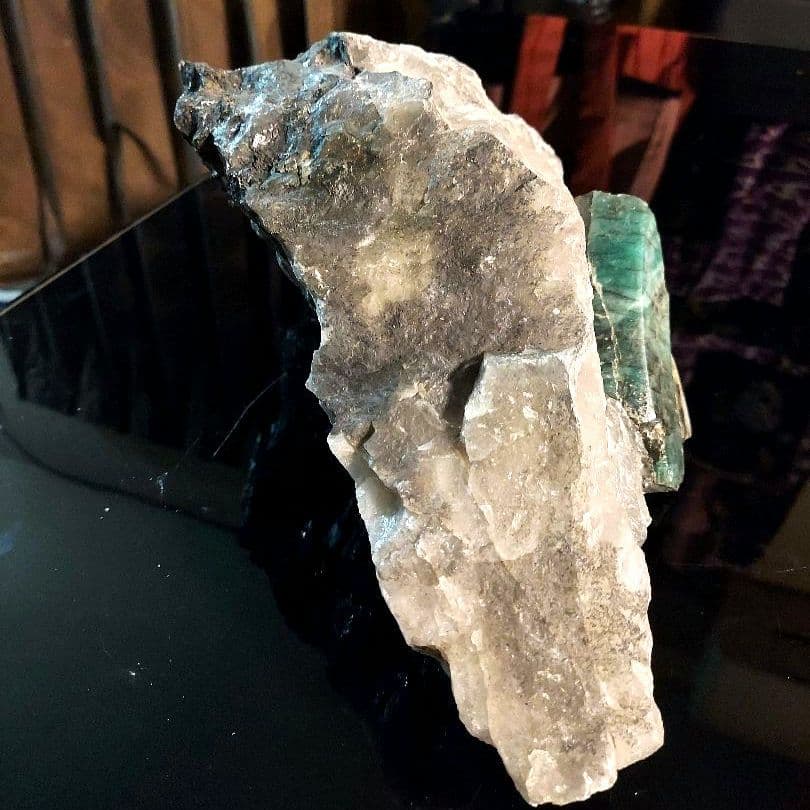 ド迫力！レア！！エメラルド原石 約3.5㌔ 91