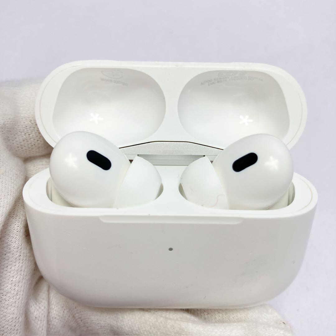 3229◯ AirPods pro 第二世代 充電ケース付き