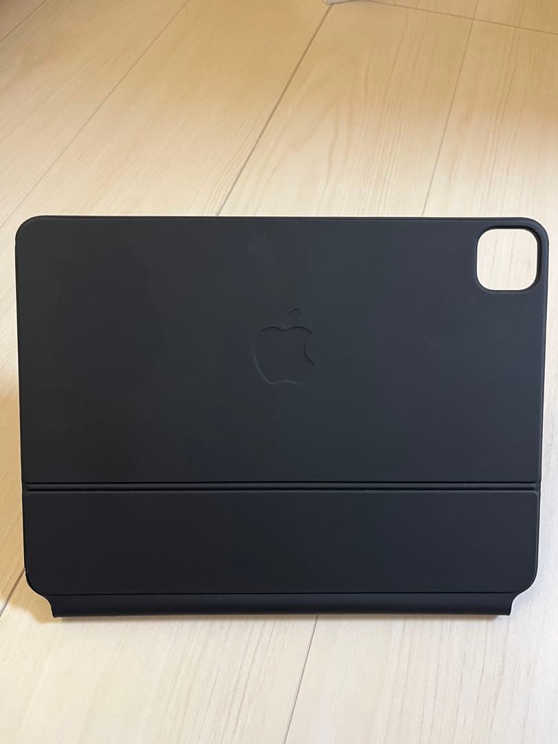 【今週まで販売】iPad Pro 11インチ第3世代（Appleキーボード付き)