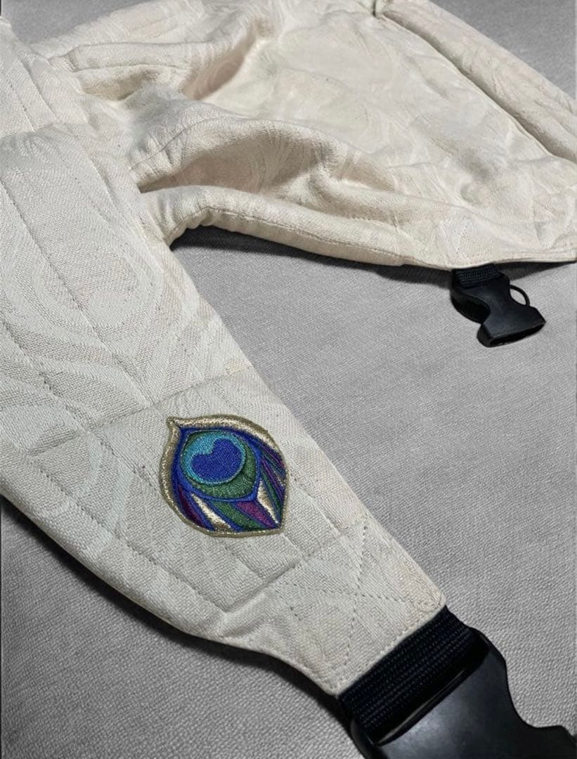 artipoppe アーティポッペ　ザイガイスト　抱っこ紐