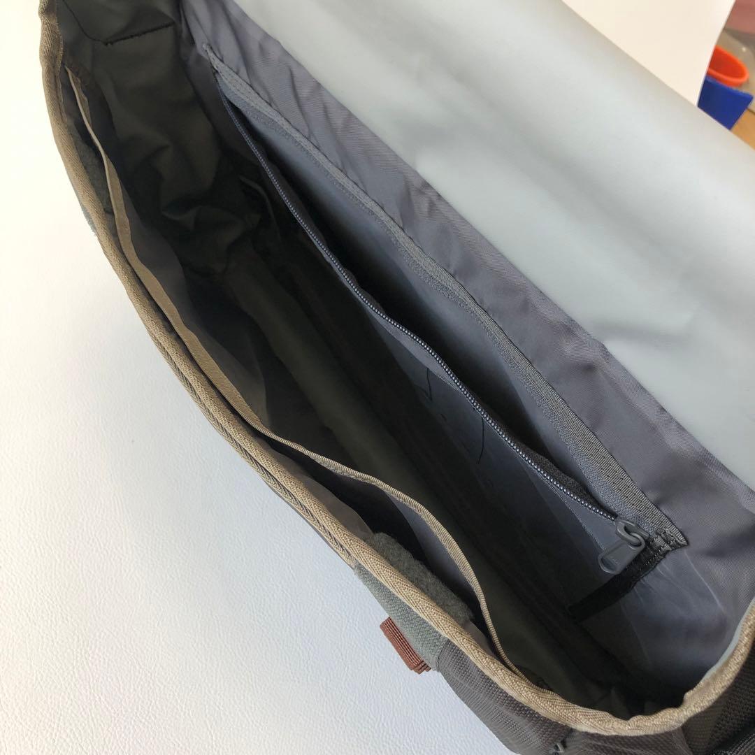 【極美品】TIMBUK2 PC収納 メッセンジャーバッグ グレー 希少廃盤モデル