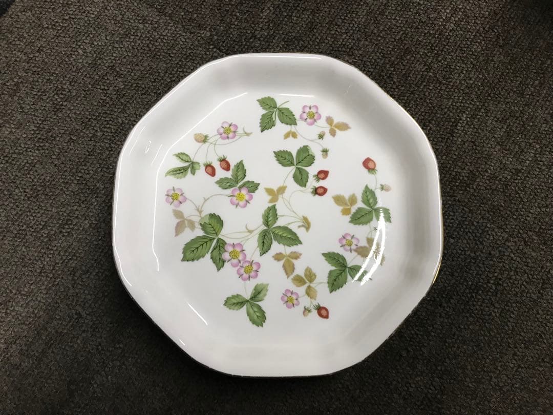 陶器 食器セット 23点 葉と花のデザイン