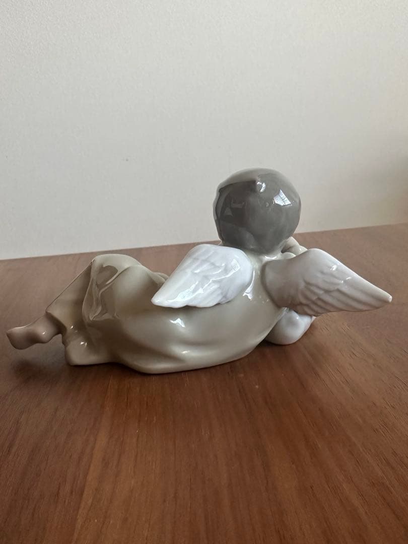 美品 LLADRO リヤドロのフィギュリン　眠っている天使 【絶版】　5728