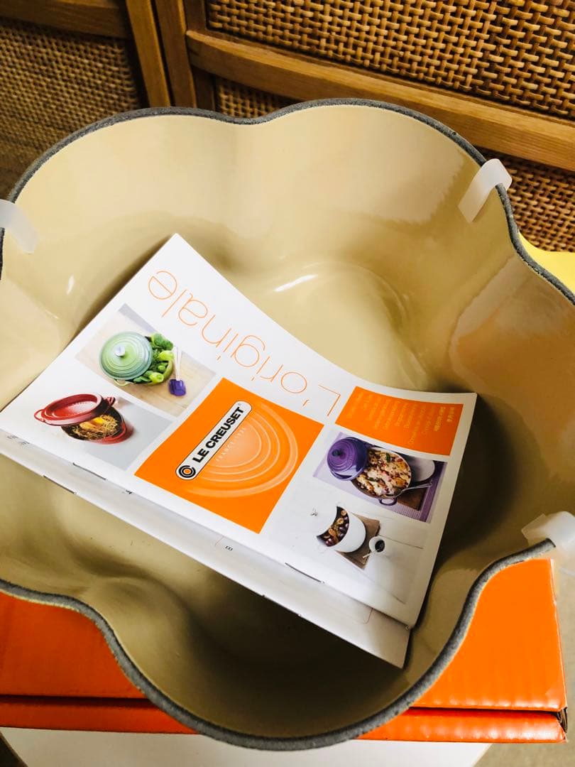 ル・クルーゼ　20センチ　ココットフルール　イエロー　新品