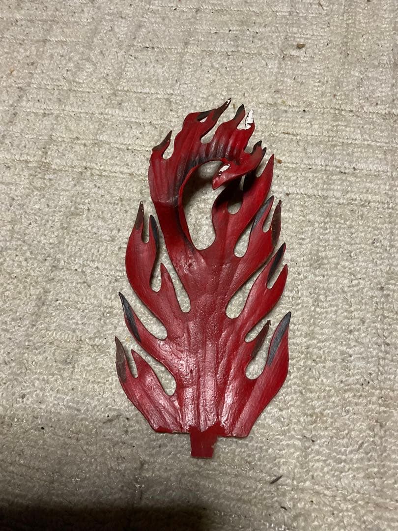 年代不明？／不動明王立像・木製。高さ／17センチ。【分離出来ます。年代物】。