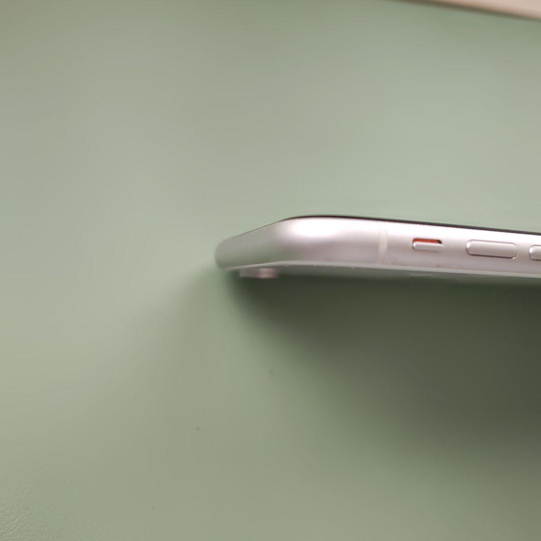【美品】iPhone XR 64GB ホワイト本体