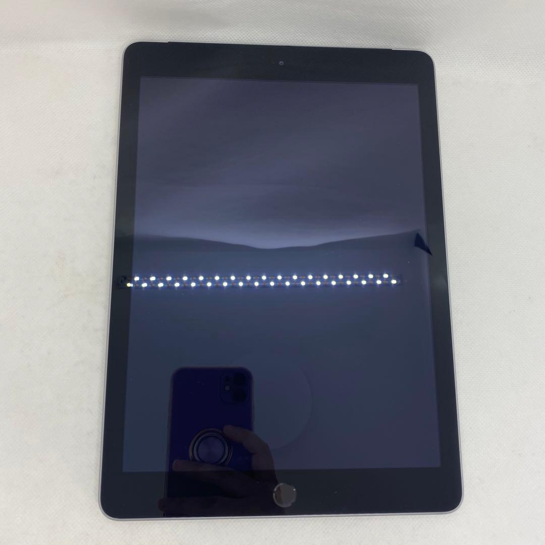 Apple アップル iPad アイパッド 第5世代 32GB 本体 シルバー