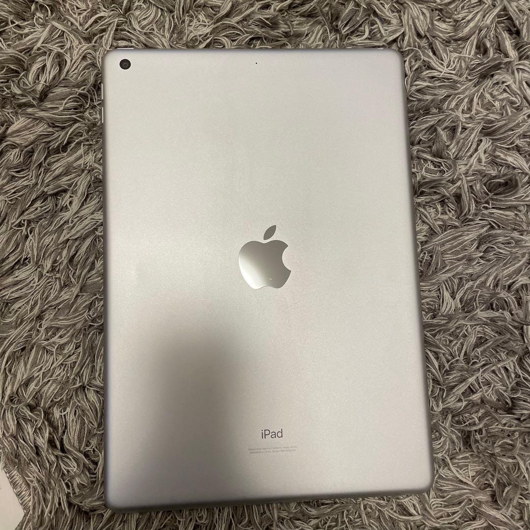 【値下げ】Apple iPad 第8世代 シルバー