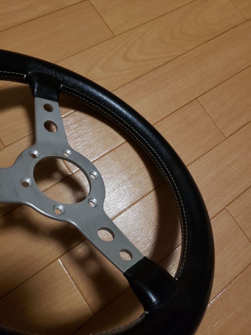 【美品】prototipo 32φ ステアリングハンドル 本体