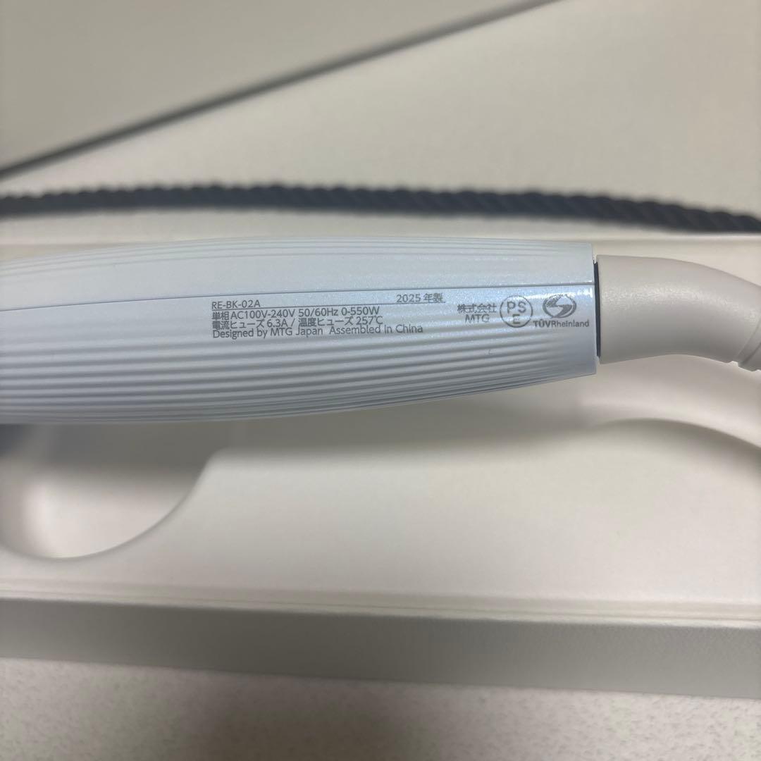 【新品・未使用】 ReFa カールアイロン 32mm ホワイト（2025年製）