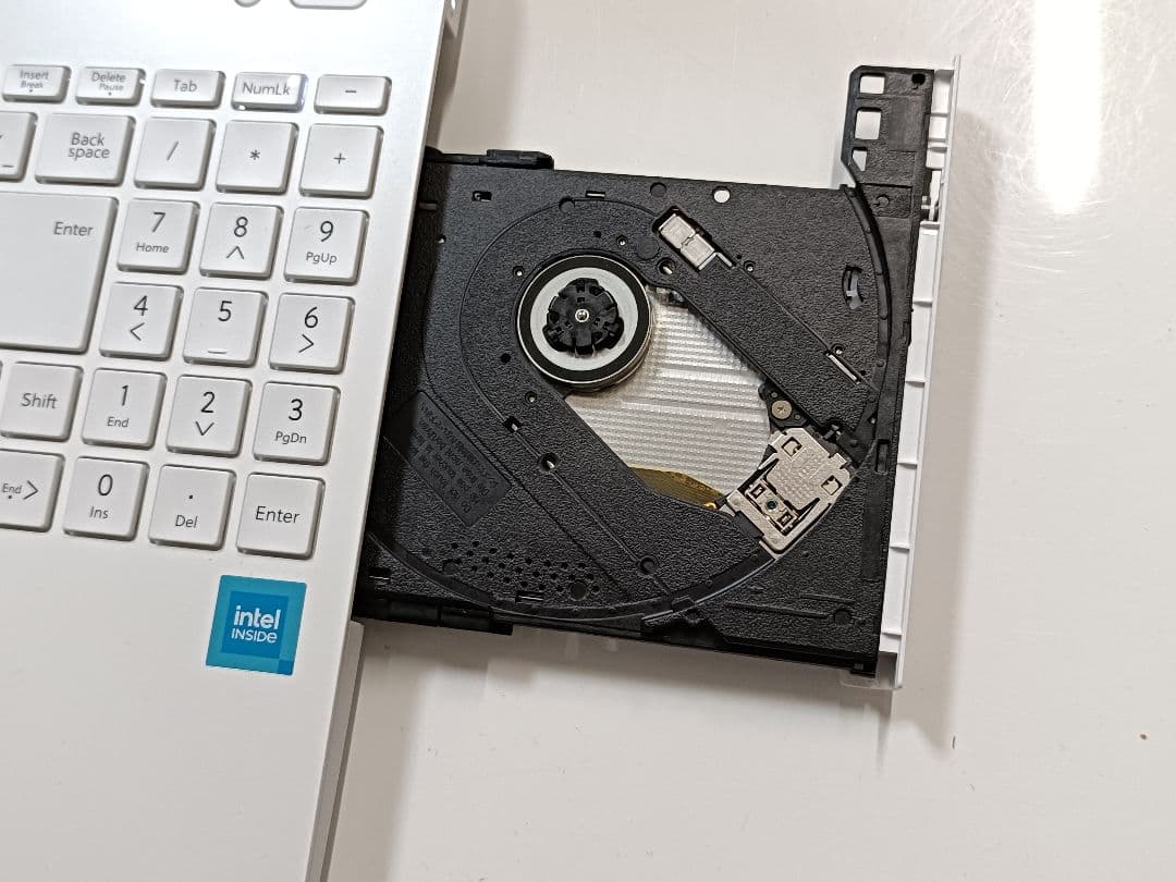 2024年モデル Windows11 ノートパソコン SSD 使用時間少