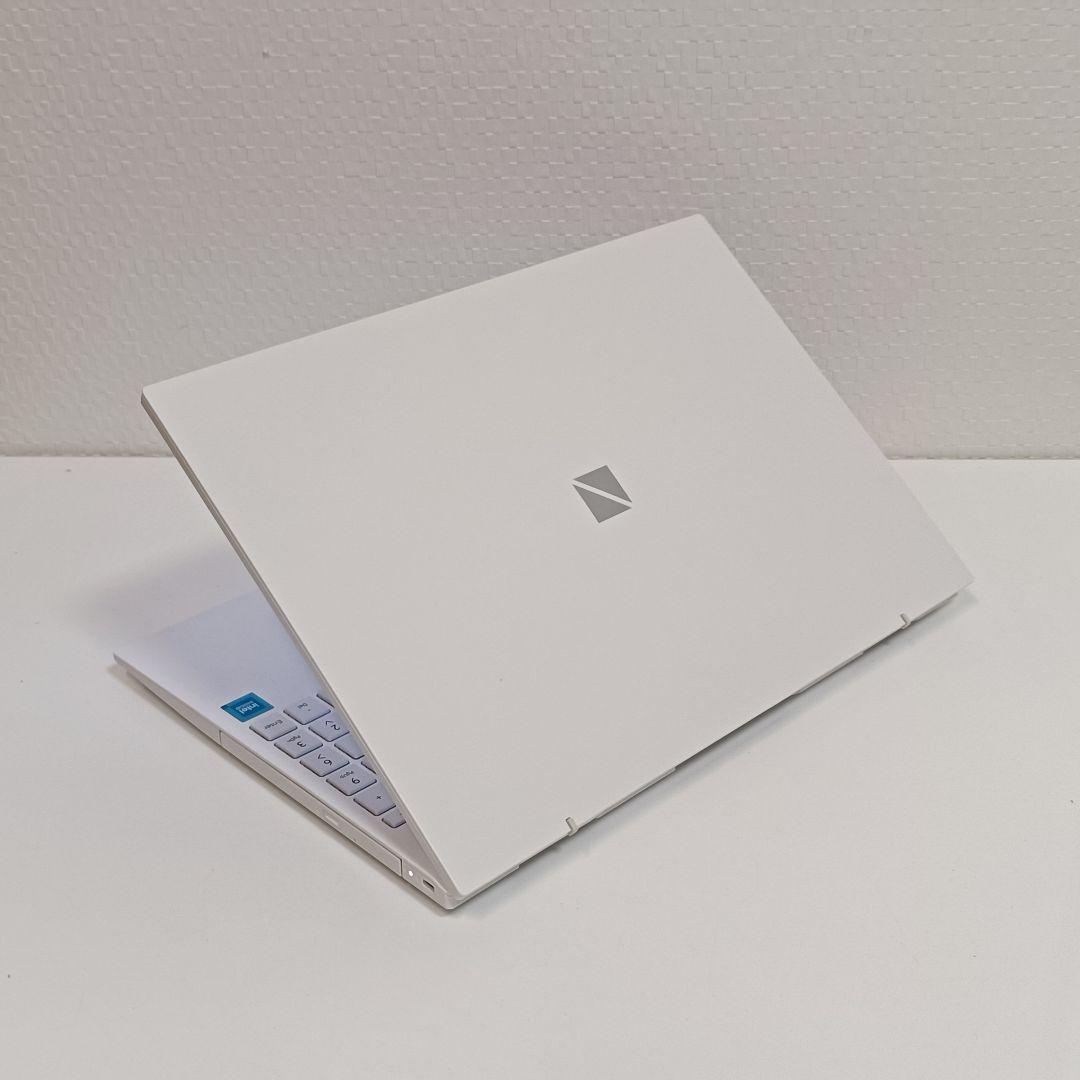 2024年モデル Windows11 ノートパソコン SSD 使用時間少