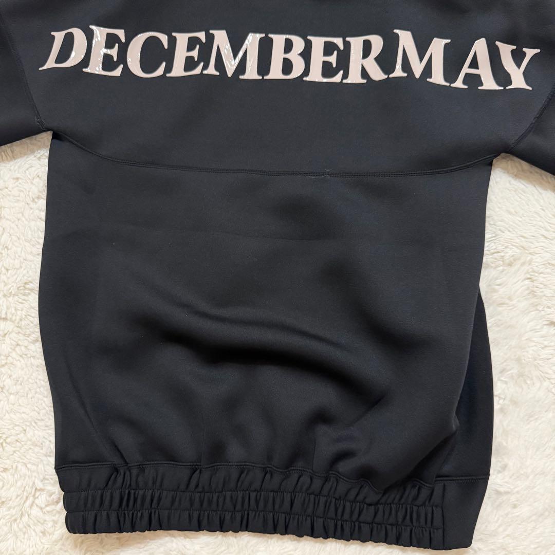 新品 ディセンバーメイ ボンディングパーカーユニセックス S(Lサイズ相当)