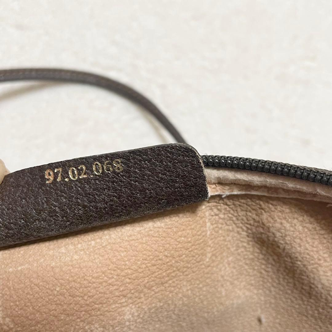 グッチ　ショルダーバッグ