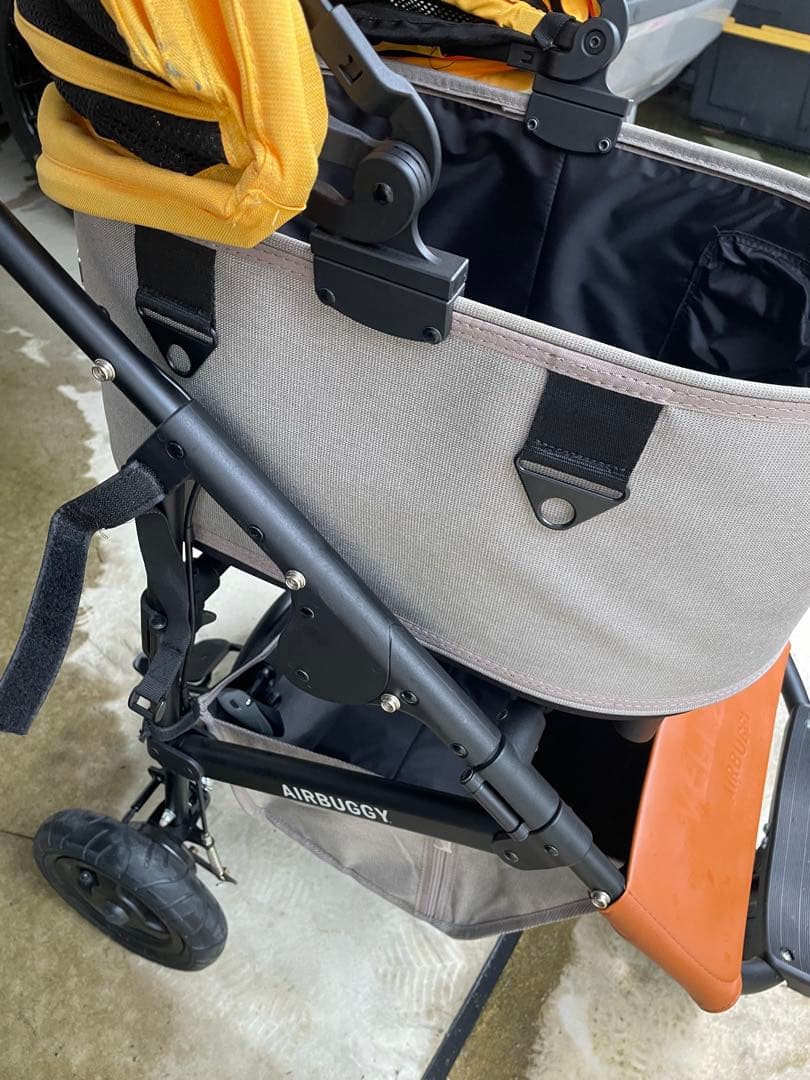 人気色　AIRBUGGY ドーム3 チェダー　エアバギー　レギュラー　イエロー①