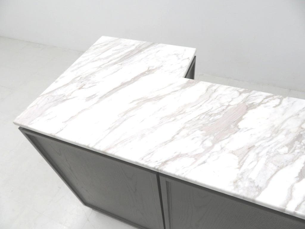 展示品　大理石　オーク材　受付カウンター　キッチンカウンター　キャビネット