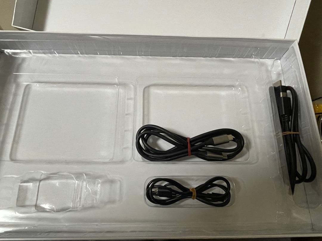 WINTEN モバイルモニター　15.6インチ　wt-156h2-bs