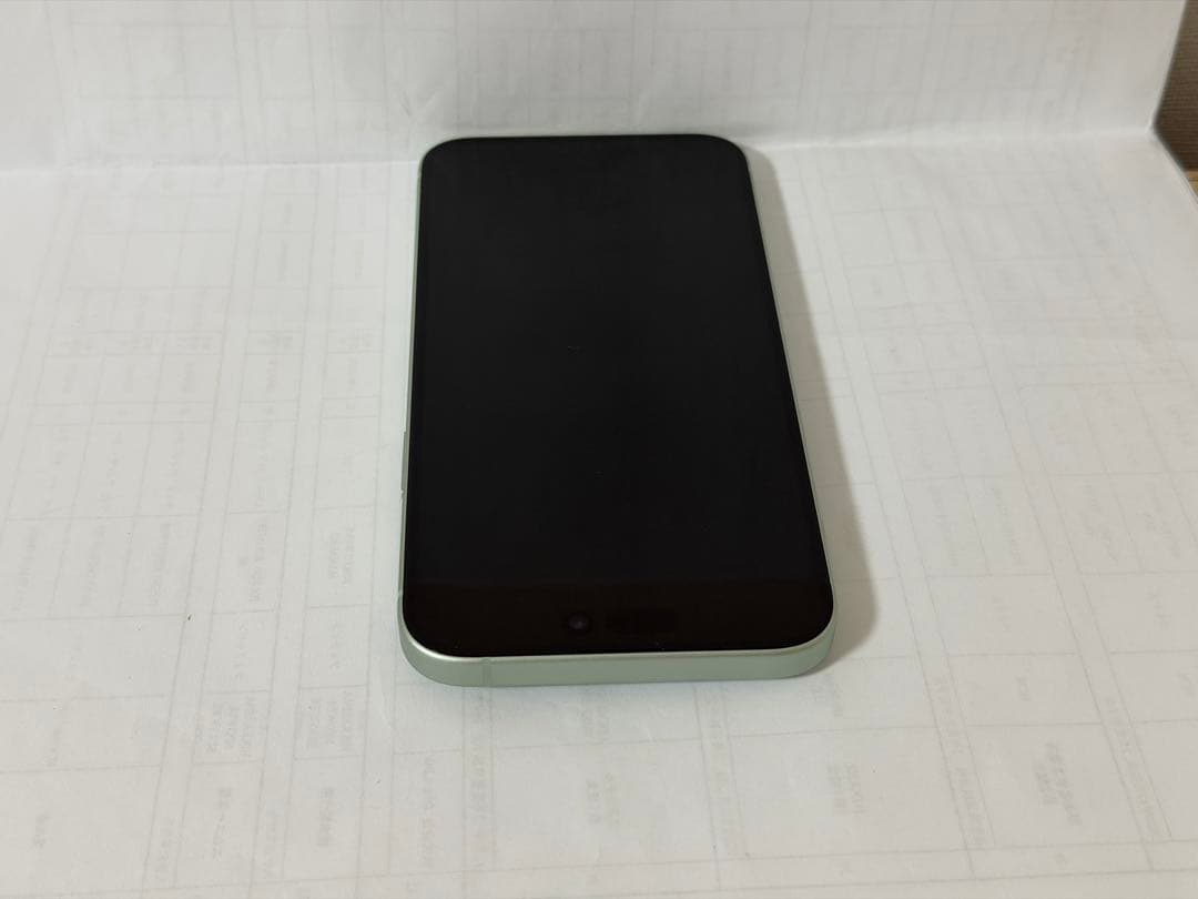 iPhone 15 plus 中古　美品